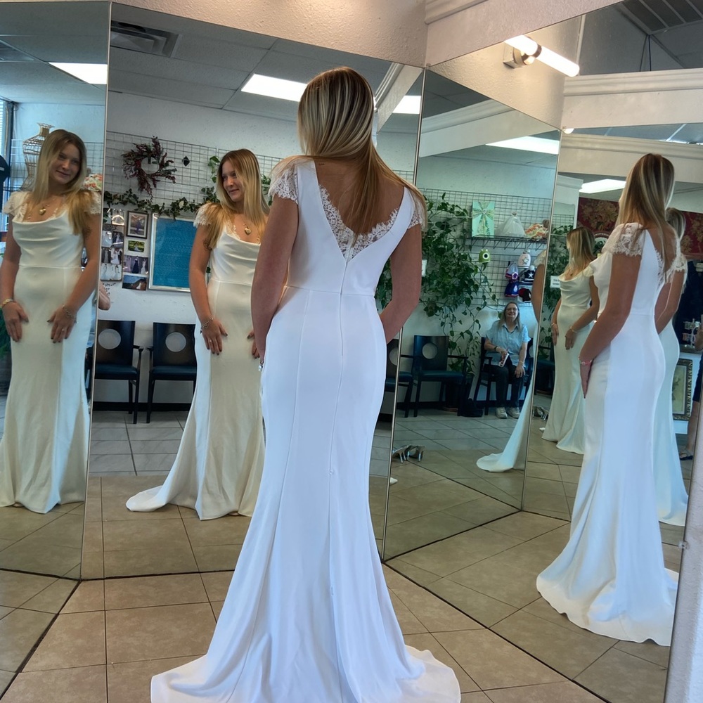Lulu's White Lace Cap Sleeve Wedding Dress - Picture 2 of 2